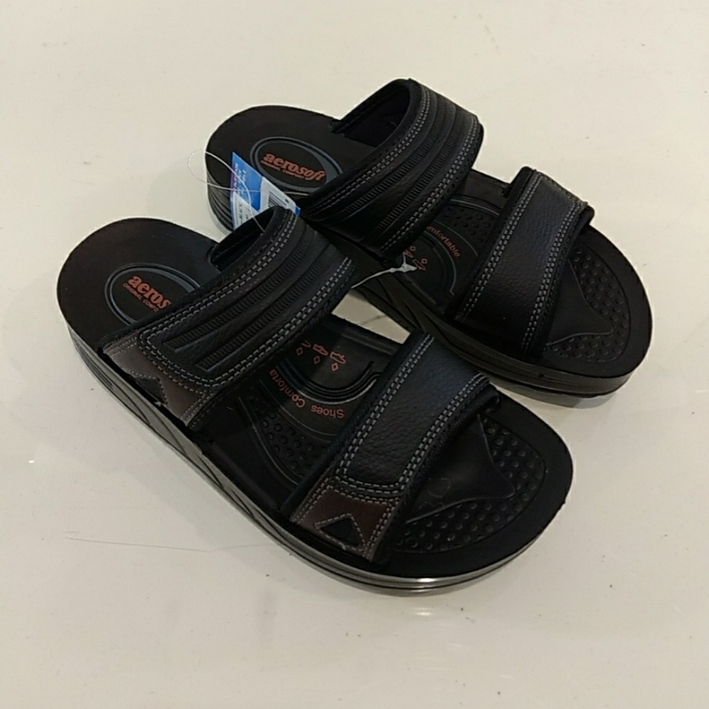 Aerosoft Mens Tumkur Black Sandals New